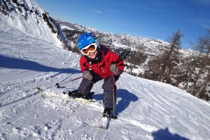 Kinder Ski fahren
